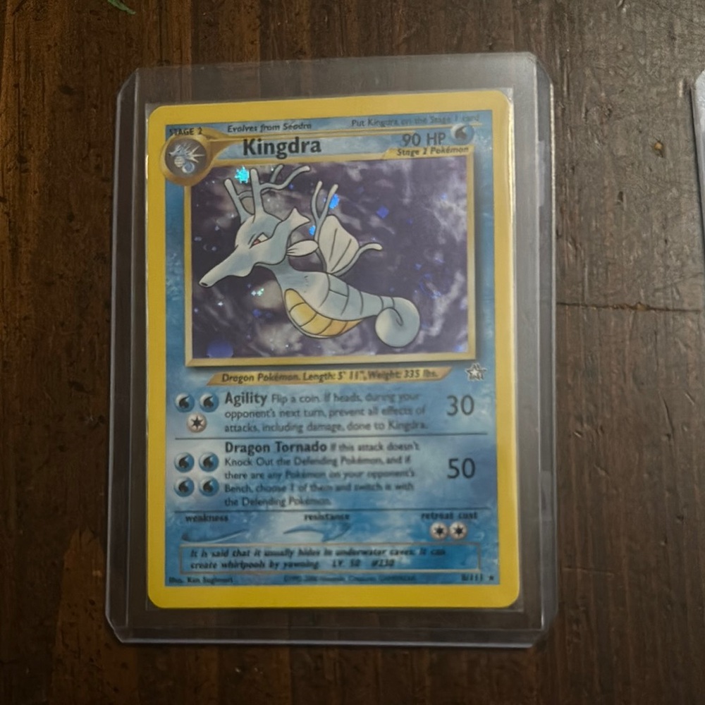 Kingdra Pokémon Card